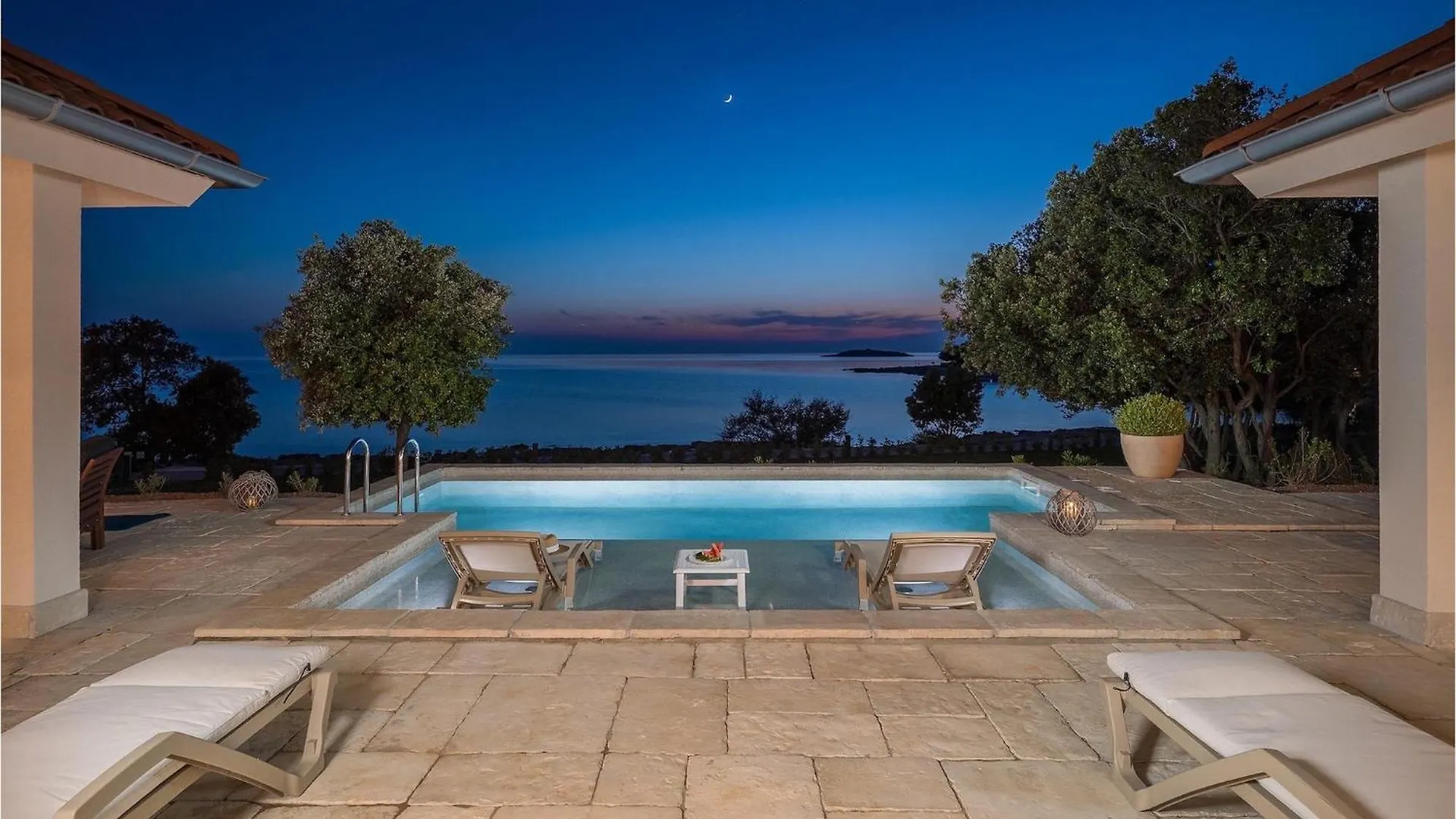 Luxury Beach Villas Porto Bus Pula Croatia